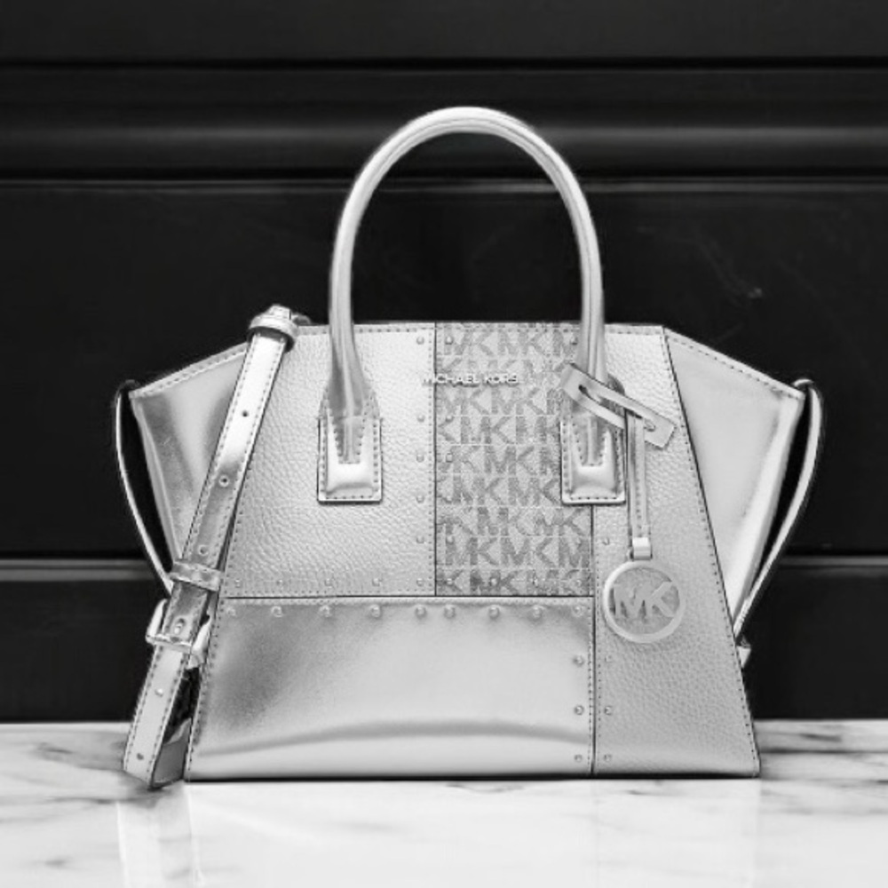 NWT $598 Michael Kors Avril Metallic Studded Patchwork & Signature Logo Satchel
